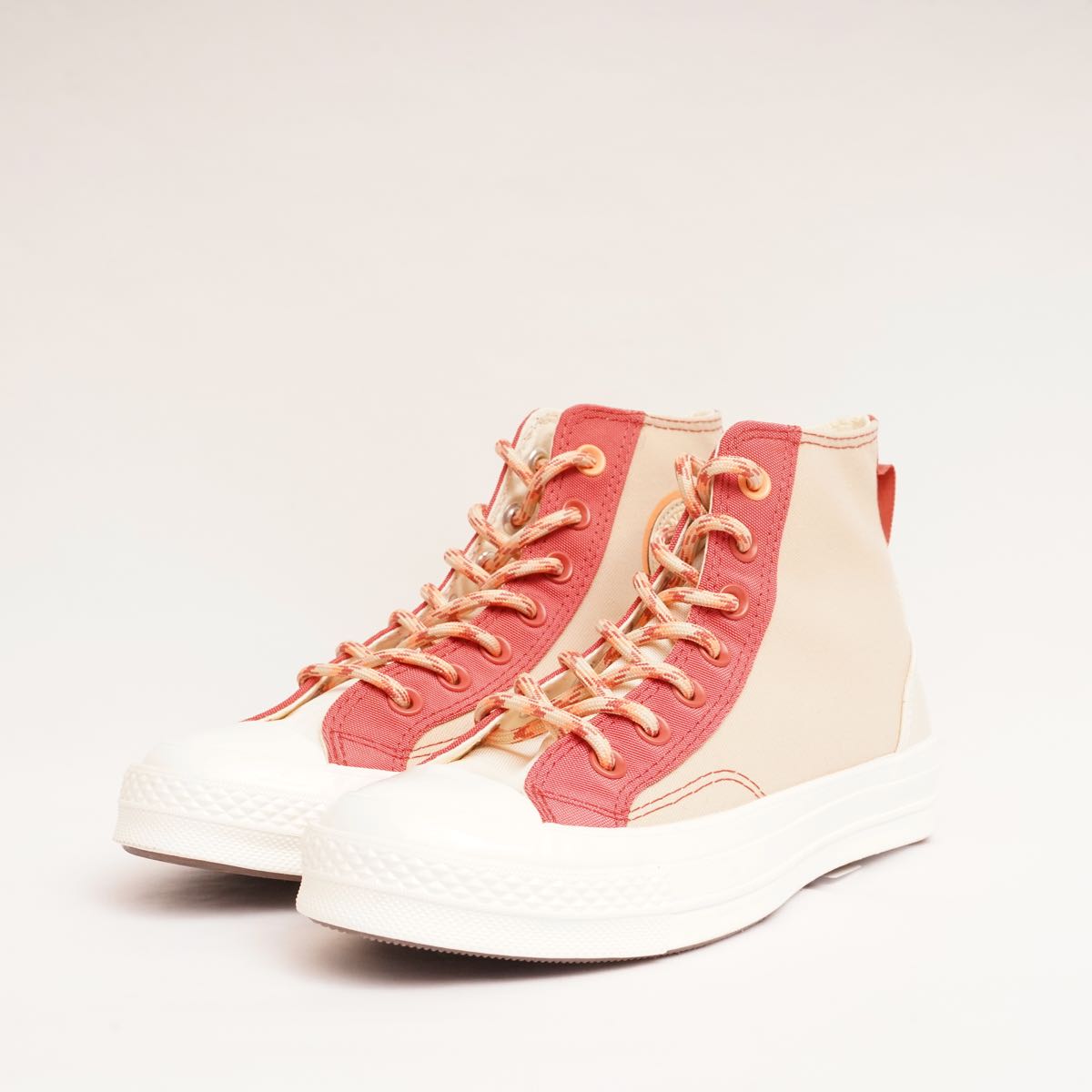 CHUCK 70 HIGH RHUBARB PIE