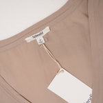 画像をギャラリービューアに読み込む, スプレンディッド ベージュ ショートスリーブ Vネック トップ SPLENDID BEIGE SHORT SLEEVE V-NECK TOP WOMENS