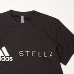 画像をギャラリービューアに読み込む, アディダス ステラマッカートニー ブラック ルーズフィット コラボ ロゴ Tシャツ ADIDAS × STELLA MCCARTNEY BLACK BIG LOGO TEE WOMEN