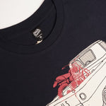 画像をギャラリービューアに読み込む, DEUS EX MACHINA デウスエクスマキナ ネイビー ザA100 プリントTシャツ NAVY THE A100 TEE