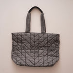 画像をギャラリービューアに読み込む, KARL LAGERFELD PARIS カールラガーフェルド グレー キルティング トートバッグ BLACK GRAY QUILTING TOTE-BAG