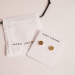 画像をギャラリービューアに読み込む, マークジェイコブス ゴールド ヘキサゴン ピアス MARC JACOBS GOLD HEXAGON PIERCED EARRINGS