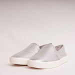 画像をギャラリービューアに読み込む, ビンス ヴィンス シルバー パンチングレザー スリッポン スニーカー VINCE PERFORATED SILVER LEATHER SLIP-ON SNEAKERS WOMENS