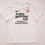 画像をギャラリービューアに読み込む, ナイキ ホワイト NIKE MOVING CO. ムーヴィング プリントTシャツ NIKE WHITE PRINT TEE MEN