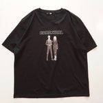 画像をギャラリービューアに読み込む, KARL LAGERFELD PARIS カールラガーフェルド パリ ブラック カーラ ラブスカール プリント Tシャツ BLACK CARA LOVES KARL PRINT TEE FOR ALL GENDERS