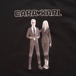 画像をギャラリービューアに読み込む, KARL LAGERFELD PARIS カールラガーフェルド パリ ブラック カーラ ラブスカール プリント Tシャツ BLACK CARA LOVES KARL PRINT TEE FOR ALL GENDERS