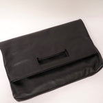 画像をギャラリービューアに読み込む, セブンフォーオールマンカインド ブラック フォールドオーバー レザーバッグ 7 FOR ALL MANKIND BLACK FOLDOVER LEATHER BAG