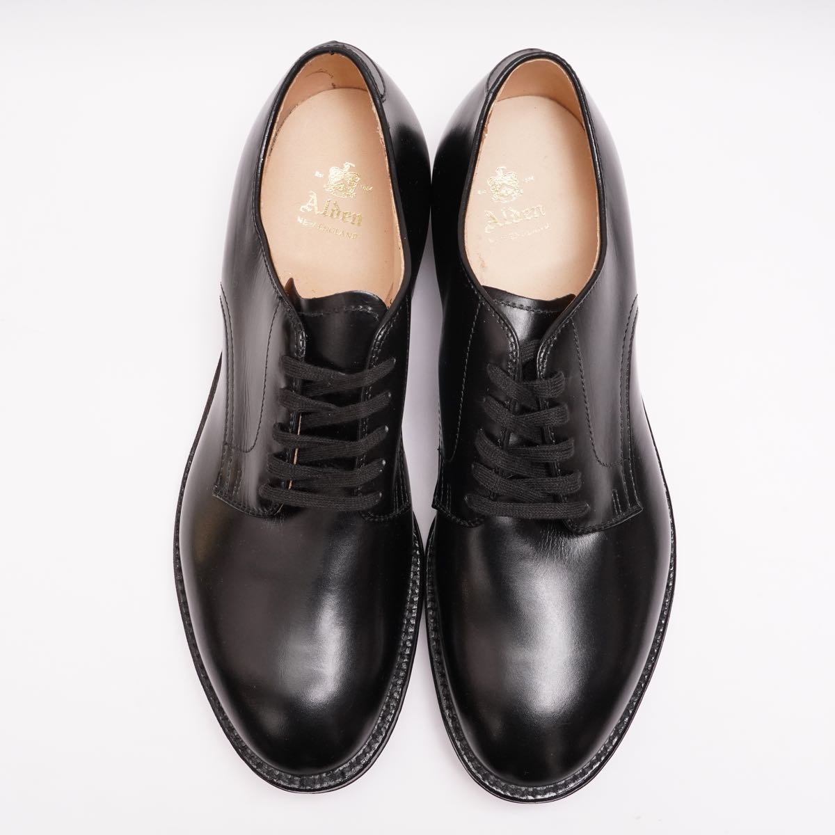 オールデンAlden 53507 プレーントゥ 7h 25.5 ブラック カーフ ALDEN オールデン #53507 8.5D ブラック カーフ モディファイド