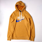 画像をギャラリービューアに読み込む, ナイキ 筆記体NIKE ロゴプリント マスタード プルオーバー ルーズフィット フーディ パーカー MUSTARD LOGO PRINT HOODIE LOOSE FIT