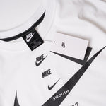 画像をギャラリービューアに読み込む, ナイキ ホワイト ビッグシルエット プリント Tシャツ NIKE WHITE 「JUST DO IT.」「SWOOSH」PRINT TEE WOMEN