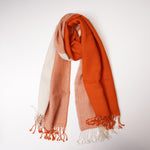 画像をギャラリービューアに読み込む, アドラーブル アルパカストール オフホワイト オレンジ ADOLUVLE QUADRANT ORANGE OFF ALPACA 100% SHAWL
