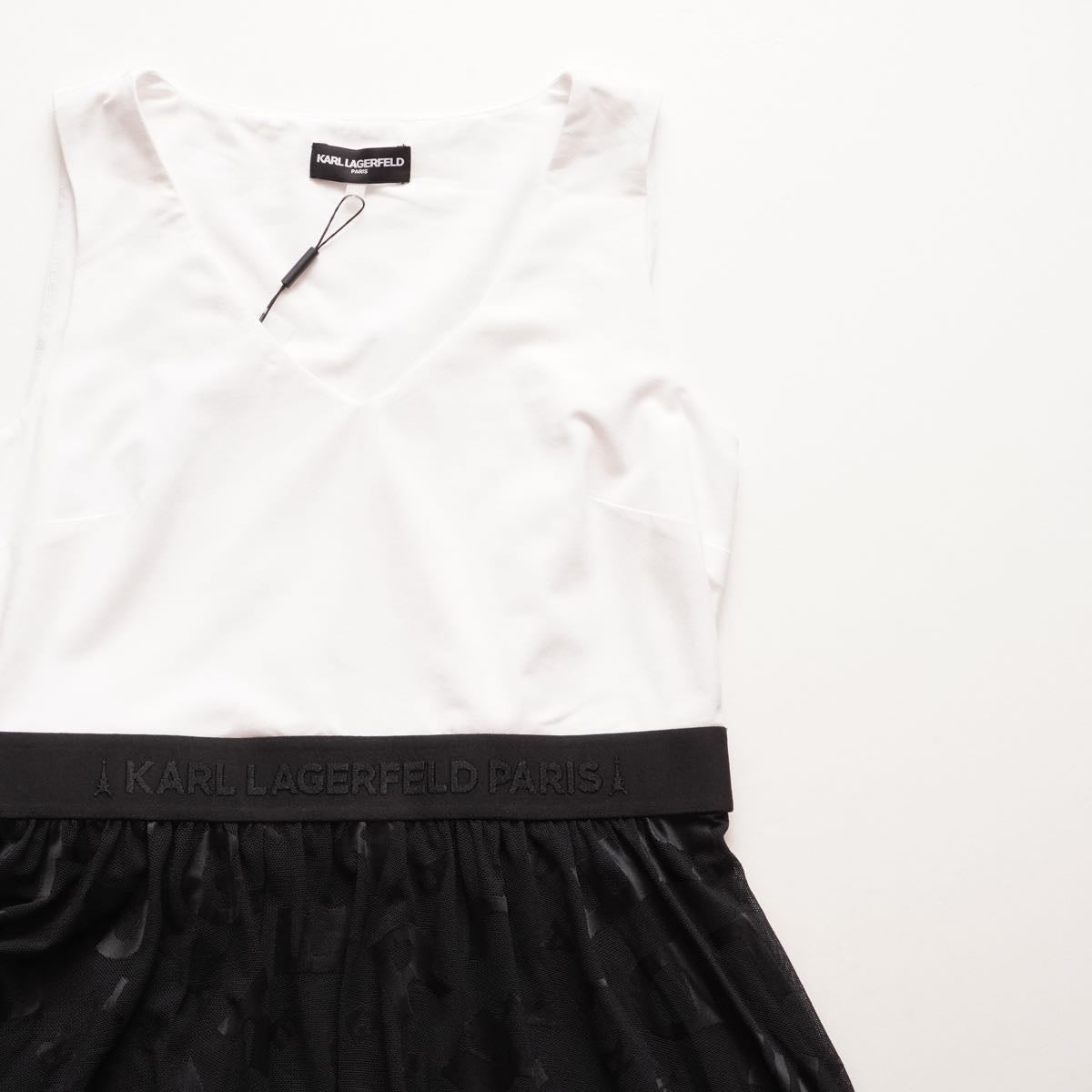 【WOMEN】KARL LAGERFELD PARIS WHITE BLACK V-NECK DRESS