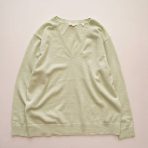 【WOMEN】VINCE EMERALD SWEATER