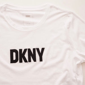 【WOMEN】DKNY Embroidery Logo Tee