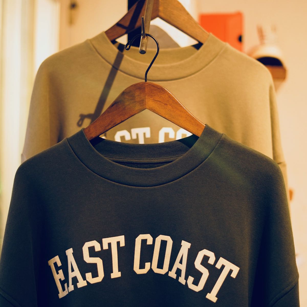 【MEN&WOMEN】OAK + FORT Sweatshirt
