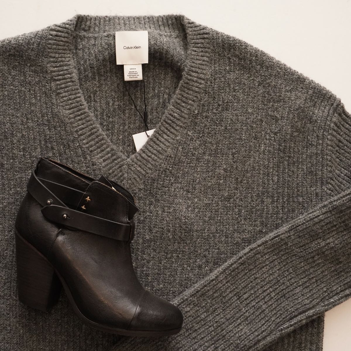 【WOMEN】カルバンクライン リブVネックニット
