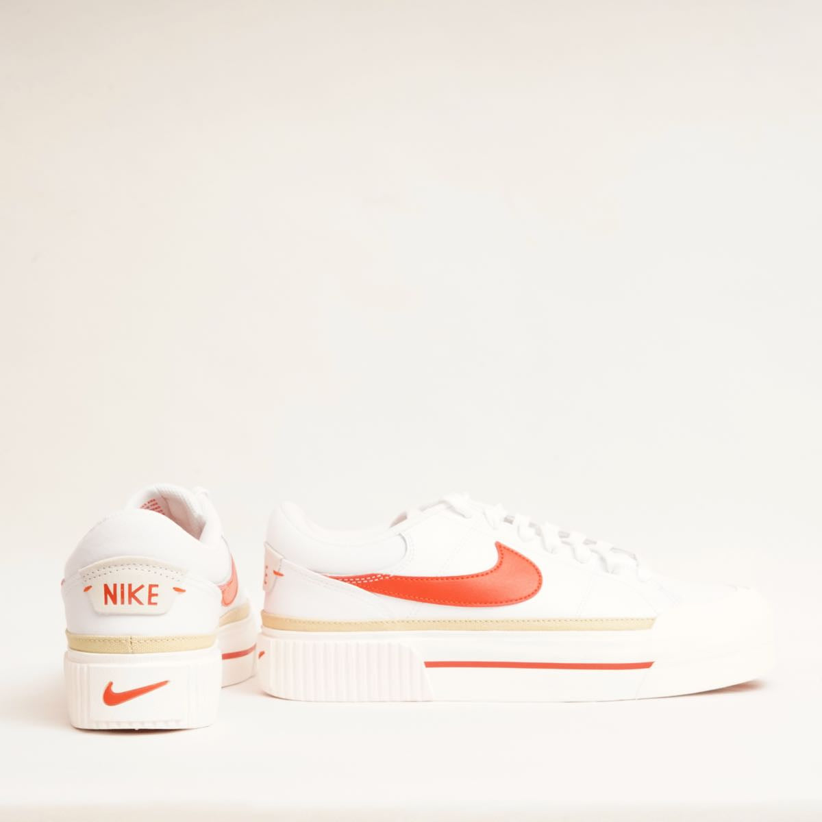 【MEN & WOMEN】NIKE COURT LEGACY LIFT