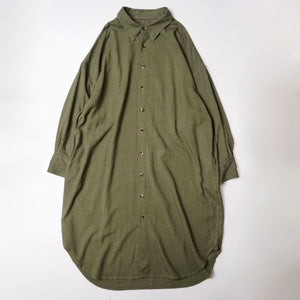 【WOMEN】ADOLUVLE ロングシャツOP ARMY GREEN