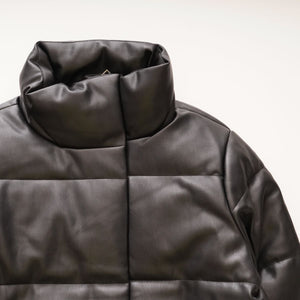 CK カルバンクライン ブラック シンセティックレザー  中わた パファージャケット CALVIN KLEIN BLACK PUFFER JACKET WOMENS