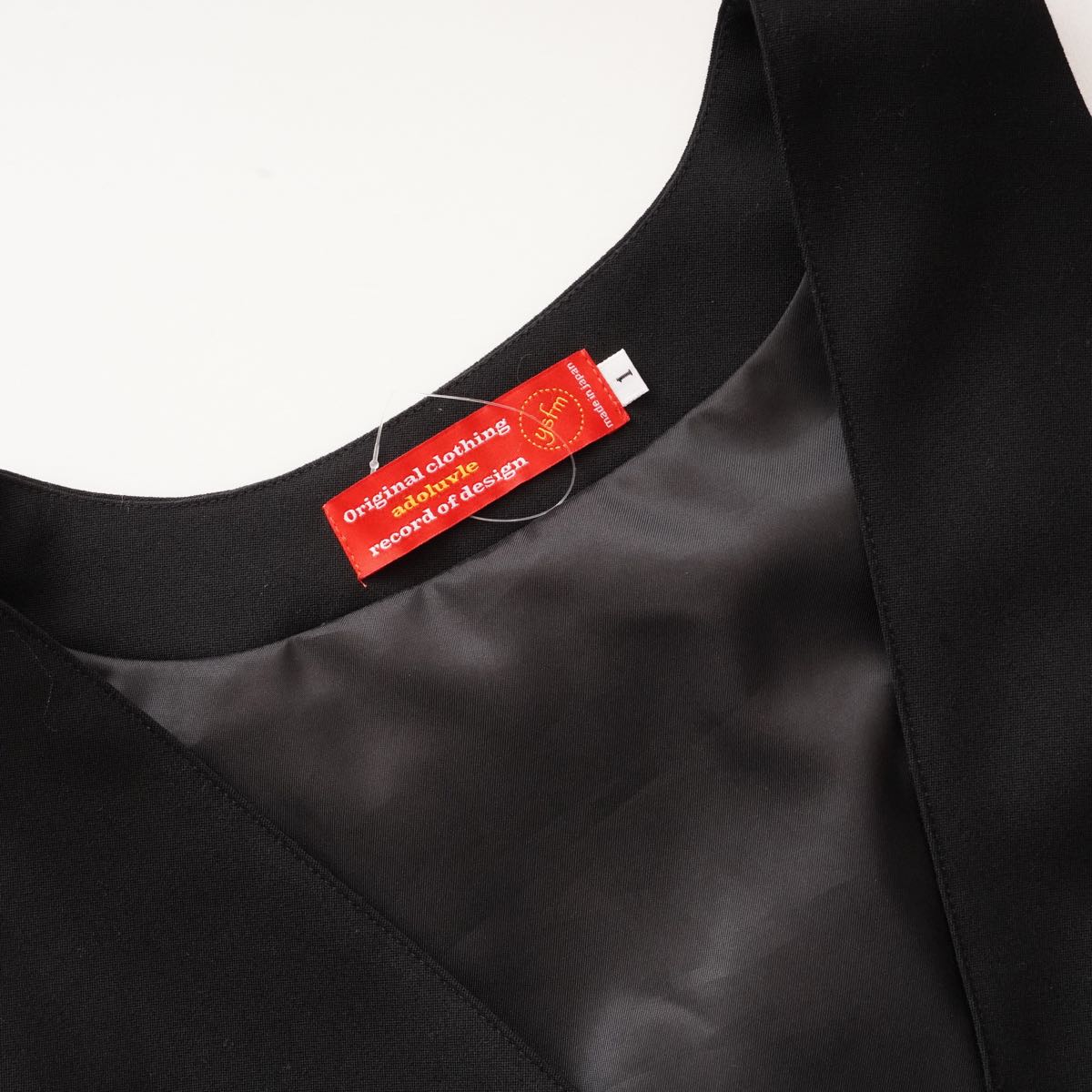 アドラーブル ブラック ウールVネックワンピース ADOLUVLE ORIGINAL BLACK WOOL V-NECK SLEEVELESS DRESS VOL.2