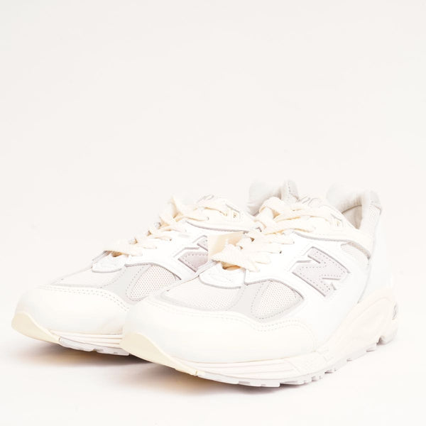 ニューバランス M990 ホワイト アメリカ製 USメイド NEW BALANCE M990TC2 WHITE 990 MADE IN US –  ADOLUVLE WEB STORE