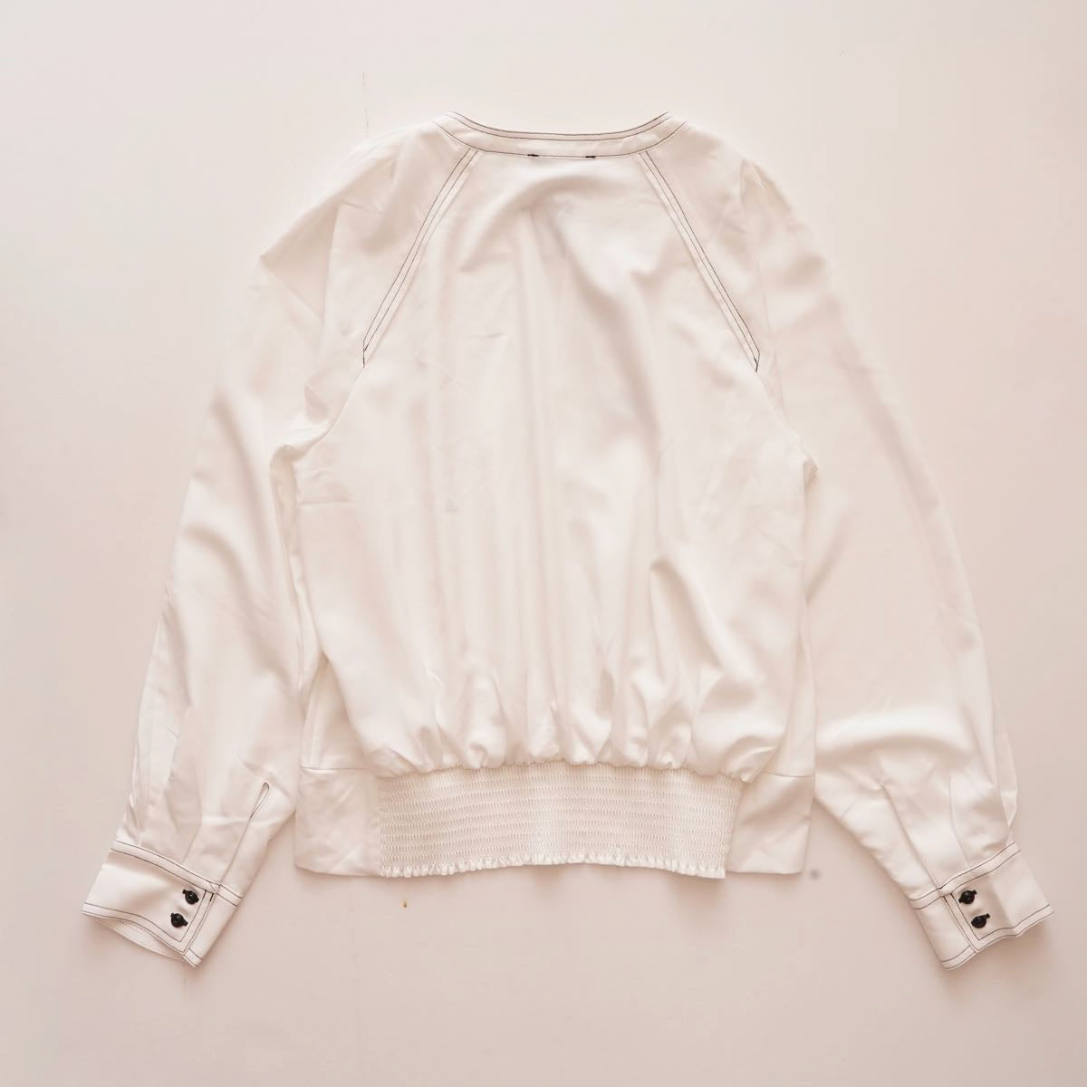 KARL LAGERFELD PARIS カールラガーフェルド ホワイト スキッパーデザイン 長袖ブラウス WHITE LONG SLEEVE BLOUSE WOMEN