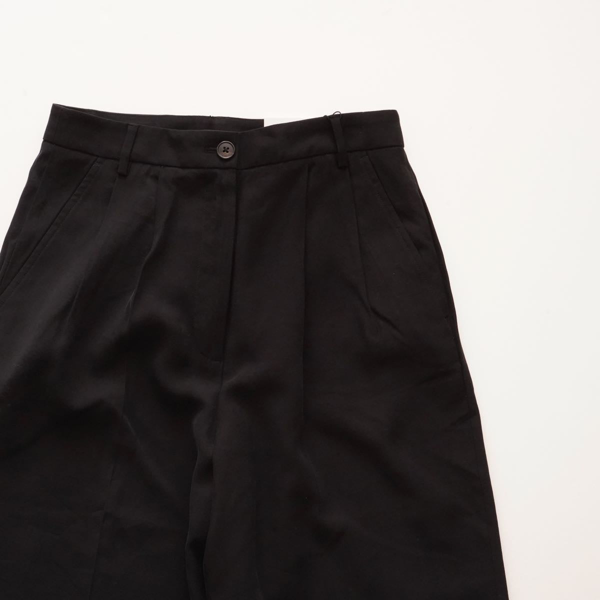 CK カルバンクライン ブラック リラックス ソフトツイル タック トラウザーパンツ CALVIN KLEIN BLACK RELAXED PLEATED TROUSER WOMENS