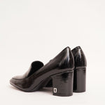 画像をギャラリービューアに読み込む, KARL LAGERFELD PARIS カールラガーフェルド ブラック レザー ヒールローファー BLACK LEATHER PENELOPE HEELED LOAFER WOMEN
