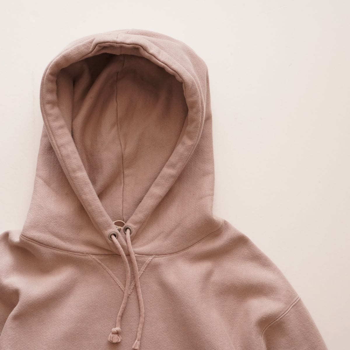 チャンピオン ダーティピンク リバースウィーブ フーディ CHAMPION WASHED EVENING BLUSH REVERSE WEAVE HOODIE WOMENS