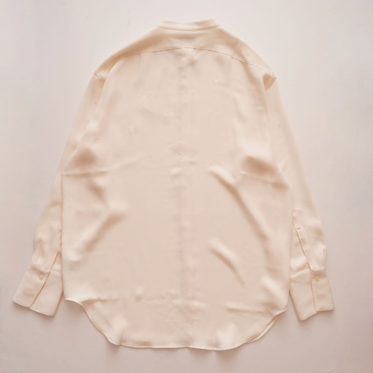 CK カルバンクライン オフホワイト ノーカラー 比翼デザイン シャツ リラックスフィットブラウス CALVIN KLEIN OFF WHITE RELAXFIT SHIRT WOMENS