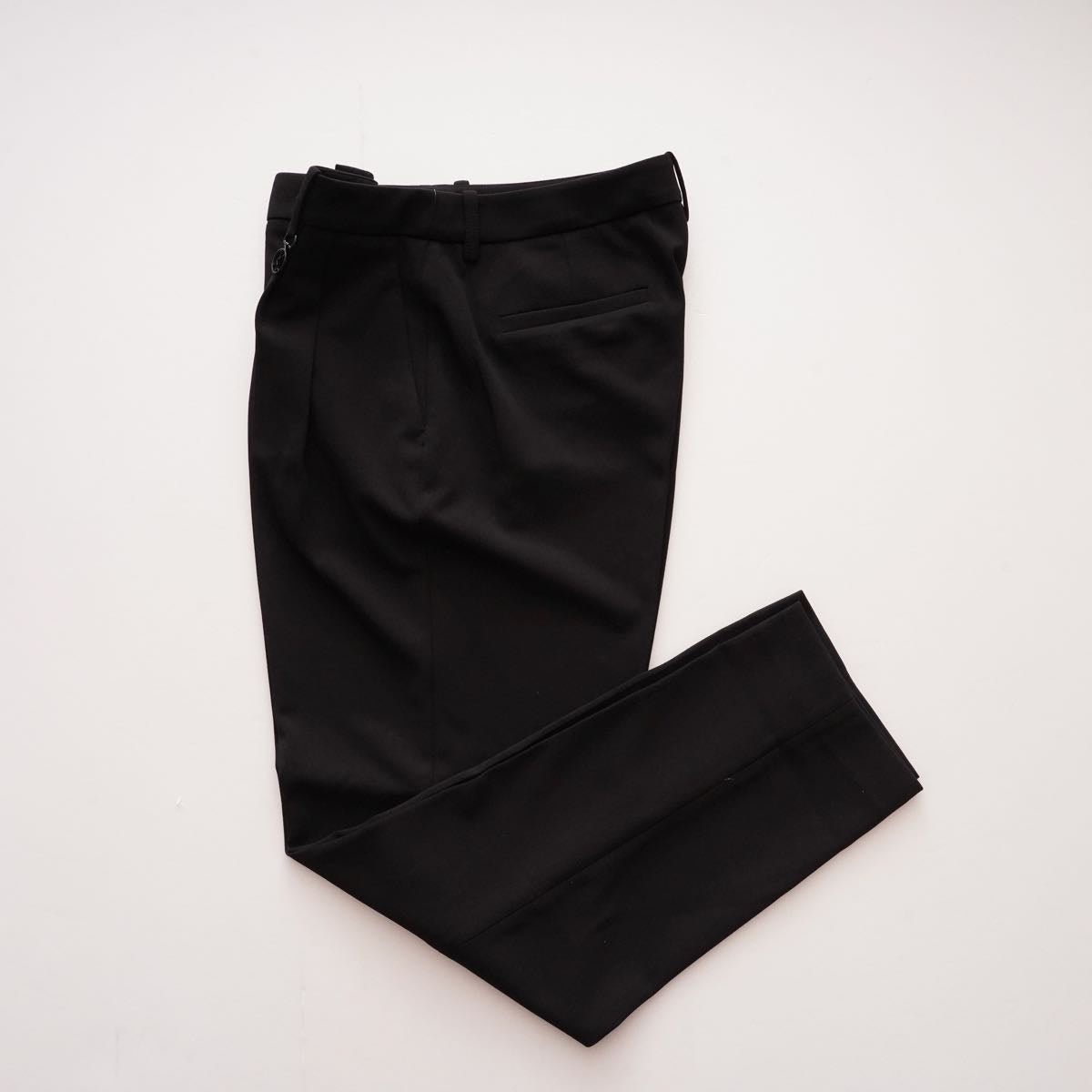 KARL LAGERFELD PARIS カールラガーフェルド ブラック ストレッチ センタープレス スラックス パンツ BLACK POLY SLACKS PANTS WOMEN