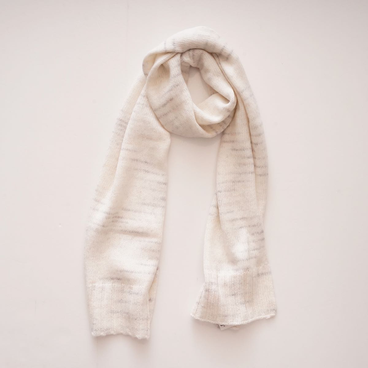 スプレンディッド ホワイト×ブルーグレー マフラー SPLENDID WHITE BLUE-GRAY SCARF