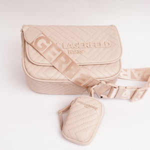 KARL LAGERFELD PARIS カールラガーフェルド ピンクベージュ PVレザー キルティング ミニショルダーバッグ PINK BEIGE QUILTING MINI SHOULDER BAG