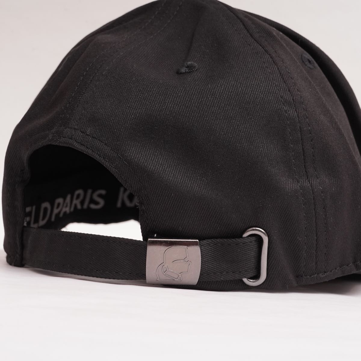 KARL LAGERFELD PARIS カールラガーフェルド パリ ブラック ラメ ロゴキャップ BLACK LOGO CAP