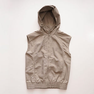 oak + fort オークアンドフォート ベージュ ナイロン フーディベスト BEIGE NYLON HOODIE VEST