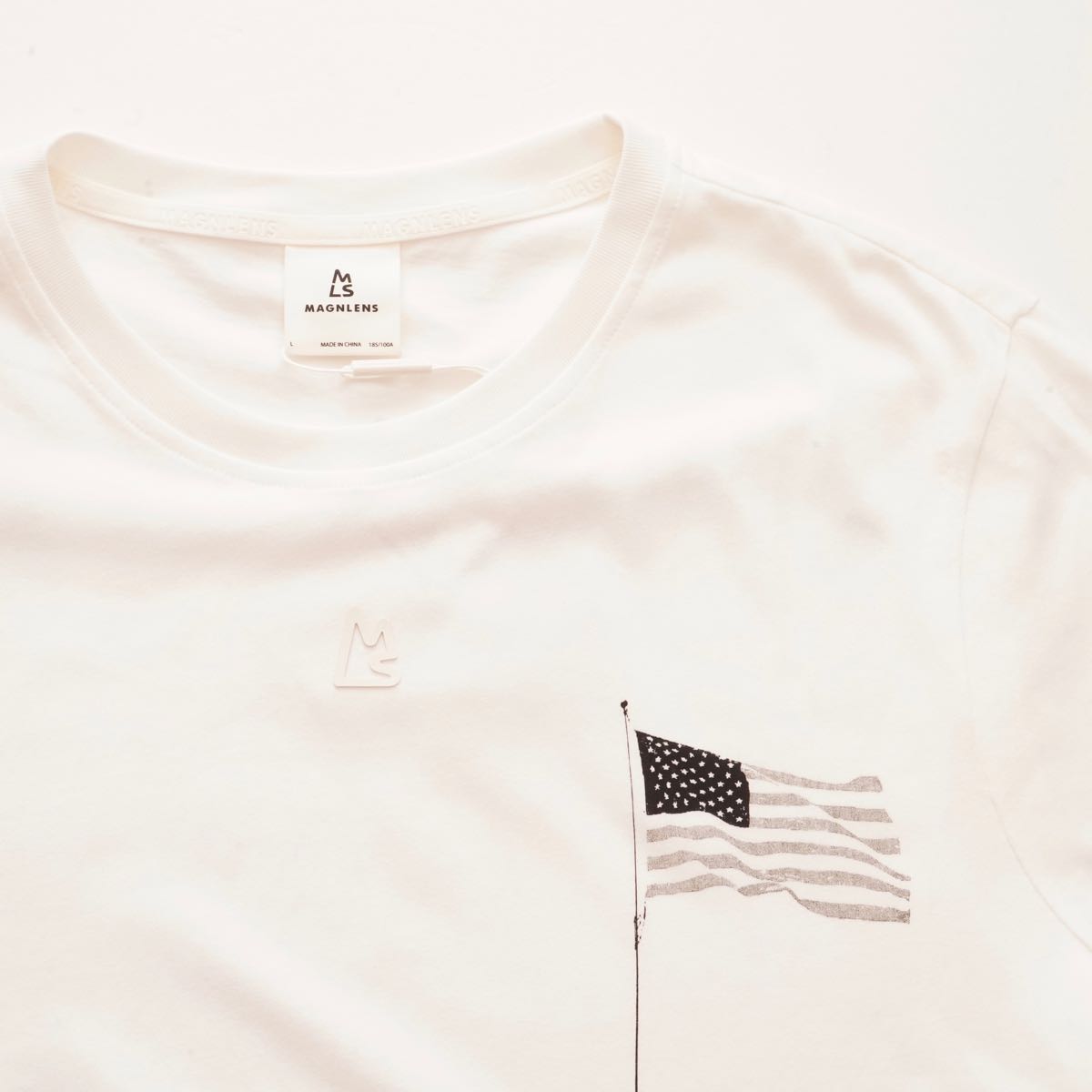 MAGNLENS マグレンズ ホワイト インディペンデンス Tシャツ WHITE THE DECLARATIONOF INDEPENDENCE TEE MEN