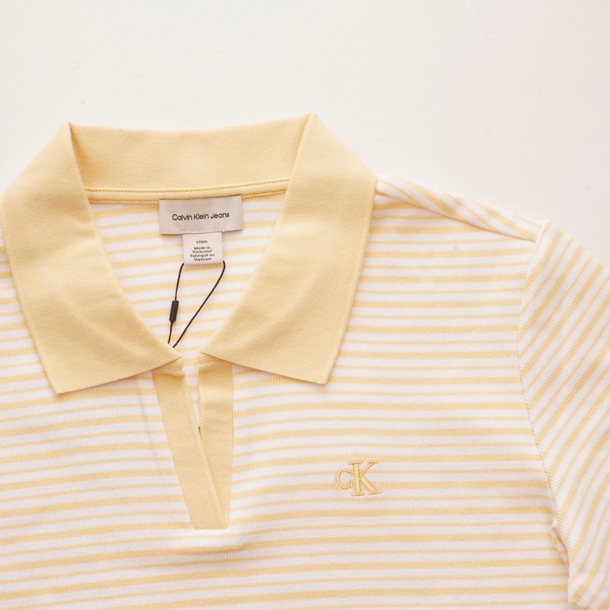 CK カルバンクライン ジーンズ クリームイエロー 半袖 ボーダー スキッパーポロ CALVIN KLEIN JEANS CREAM-YELLOW BORDER SHORT-SLEEVE POLO WOMENS