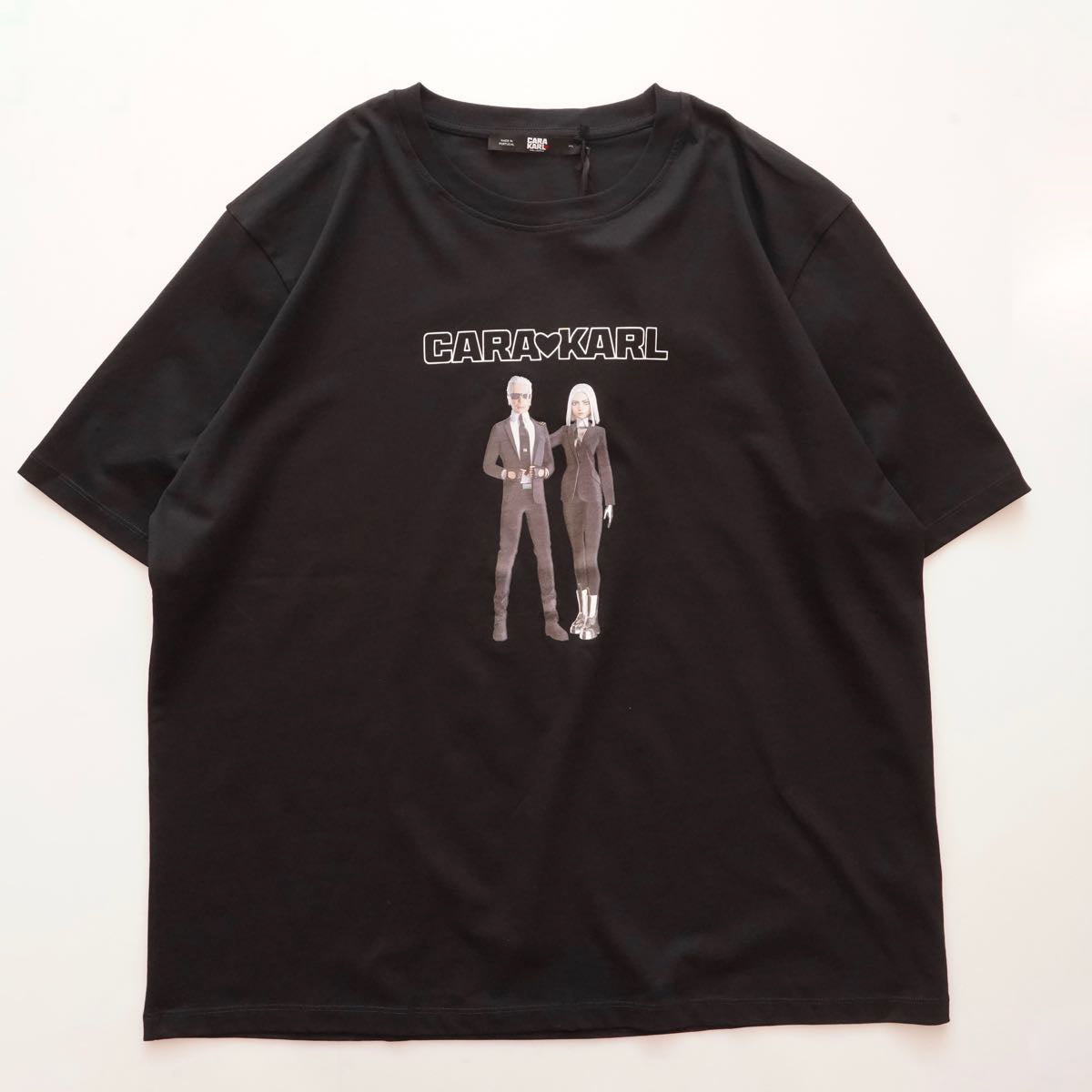 KARL LAGERFELD PARIS カールラガーフェルド パリ ブラック カーラ ラブスカール プリント Tシャツ BLACK CARA LOVES KARL PRINT TEE FOR ALL GENDERS
