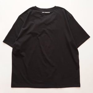 KARL LAGERFELD PARIS カールラガーフェルド パリ ブラック カーラ ラブスカール プリント Tシャツ BLACK CARA LOVES KARL PRINT TEE FOR ALL GENDERS