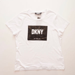 DKNY ダナキャランニューヨーク ホワイト スクエアロゴ プリント Tシャツ WHITE SQUARE LOGO PRINT TEE WOMEN