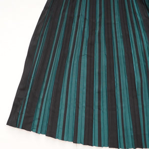 KARL LAGERFELD PARIS カールラガーフェルド ブラック×グリーン プリーツワンピース ドレス ショートスリーブ タイベルトワンピース ドレス BLACK SHORT-SLEEVE PLEATS DRESS WOMEN