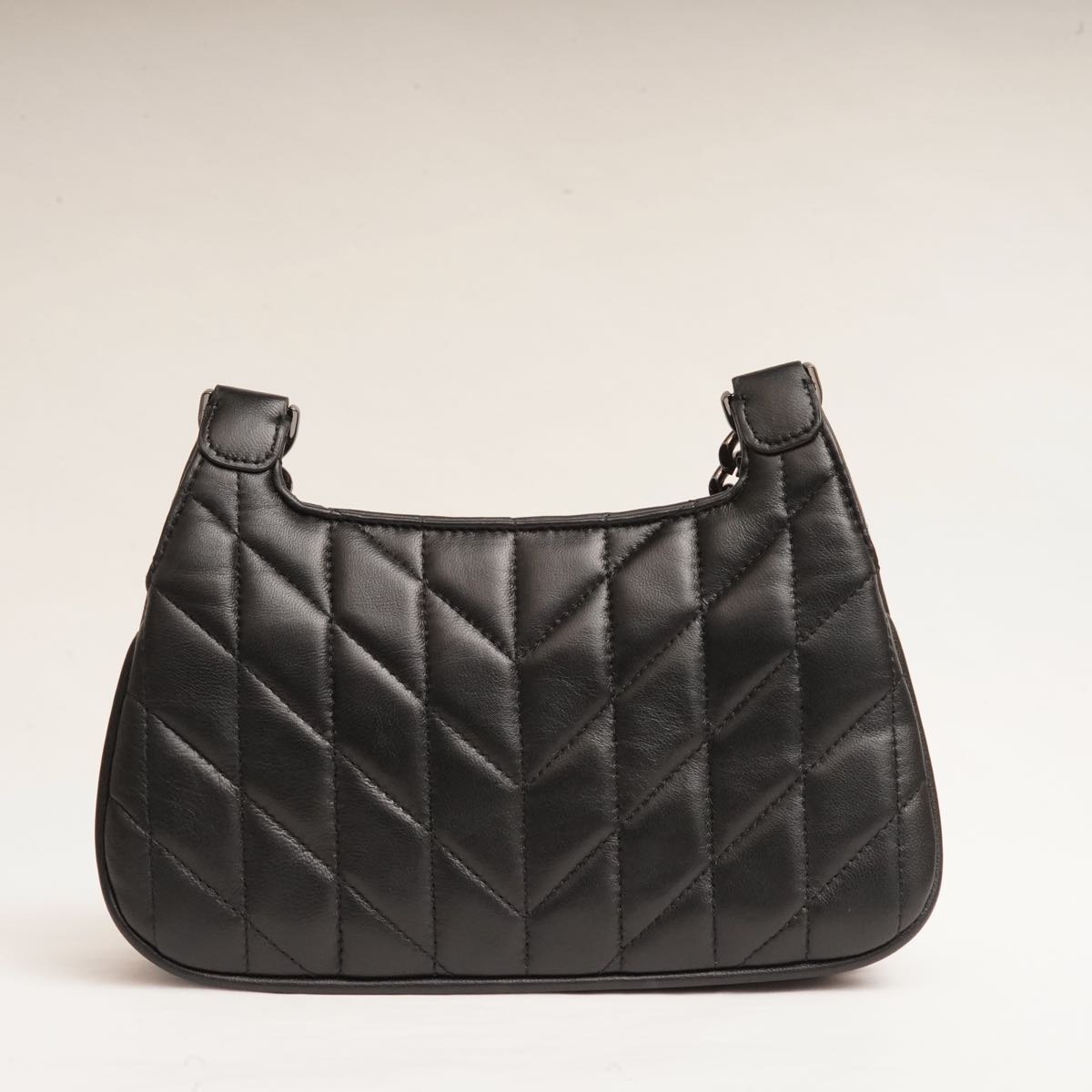 KARL LAGERFELD PARIS カールラガーフェルド ブラック レザーバッグ