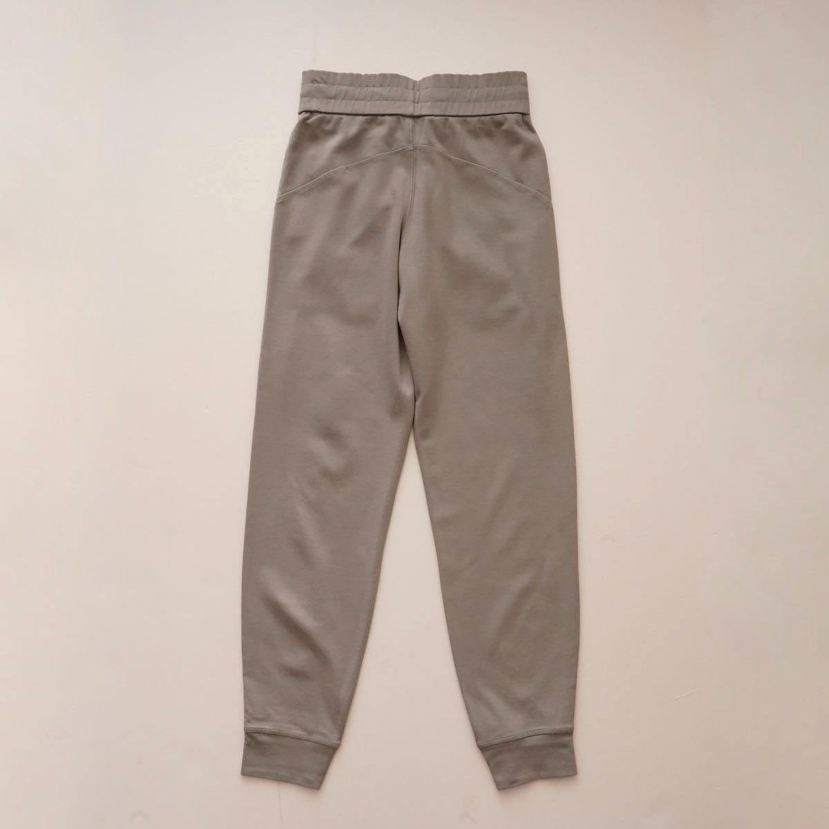 MAGNLENS マグレンズ グレー ジョガーパンツ GRAY JOGGER PANTS WOMEN