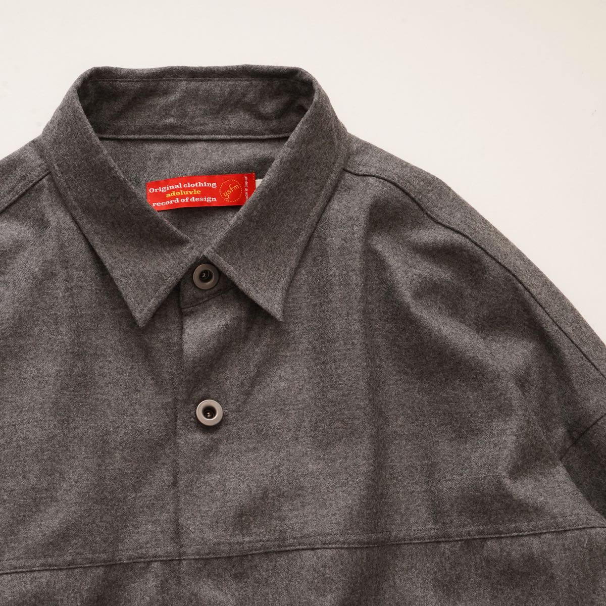 ADOLUVLE アドラーブル グレー イタリア製 ウール トラッカー ドーナツボタン ジャケット GRAY ITALIAN WOOL TRUCKER JACKET MENS