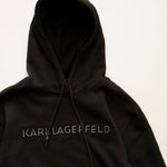 画像をギャラリービューアに読み込む, KARL LAGERFELD PARIS カールラガーフェルド パリ ブラック ロゴフーディ パーカー BLACK LOGO HOODIE MEN
