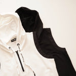 画像をギャラリービューアに読み込む, KARL LAGERFELD PARIS カールラガーフェルド パリ ホワイト×ブラック サイドメッシュ フード付き ハーフジップワンピース WHITE× BLACK SIDE MESH HALF ZIP DRESS WOMEN
