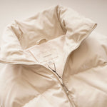 画像をギャラリービューアに読み込む, CK カルバンクラインジーンズ ホワイト パファー クロップドジャケット CALVIN KLEIN JEANS WHITE PUFFER CROPPED JACKET WOMENS
