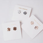 画像をギャラリービューアに読み込む, TORY BURCH トリーバーチ ローズゴールド スモールロゴスタッズ ピアス ROSE GOLD SMALL LOGO STUD PIERCED EARRINGS
