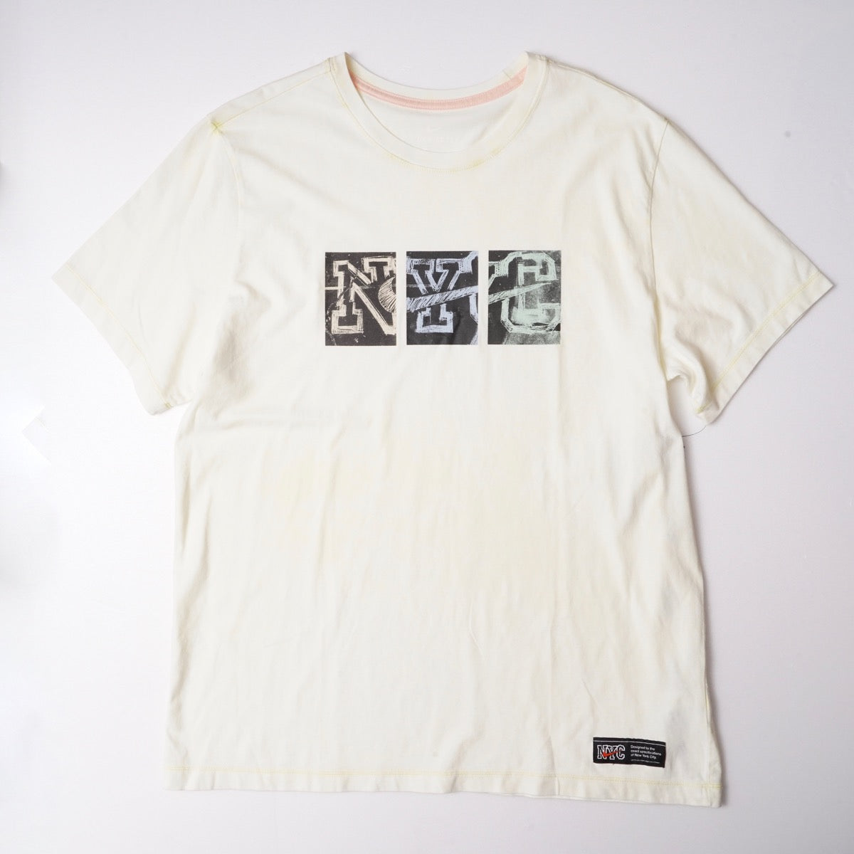 NIKE SPORTSWEAR ナイキ スポーツウェア NTC ニューヨークシティ ライトイエロー Tシャツ LIGHT-YELLOW TEE T-SHIRT