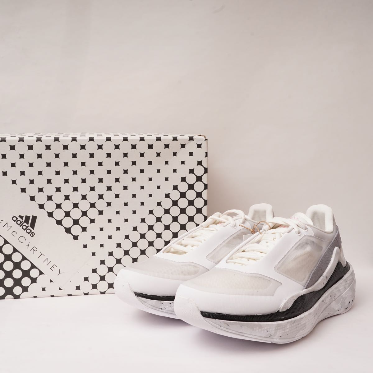 アディダス ステラマッカートニー ホワイト アースライト ランニング スニーカー ADIDAS × STELLA MCCARTNEY WHITE EARTHLIGHT SNEAKERS WOMEN